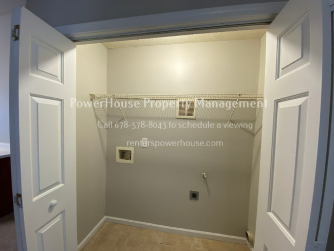 Building Photo - 217 Farmville Ct