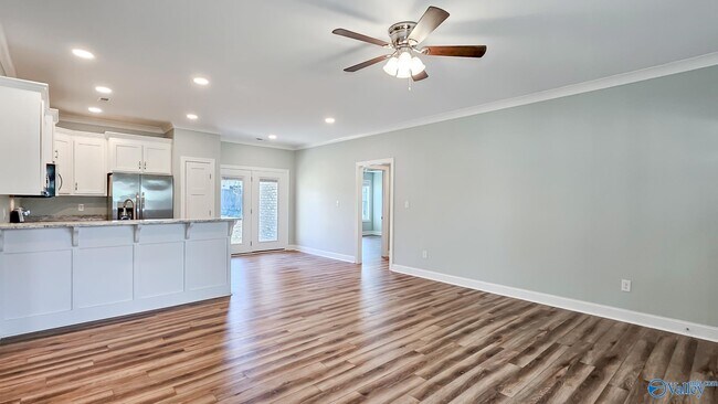 Building Photo - 14300 Peek Dr