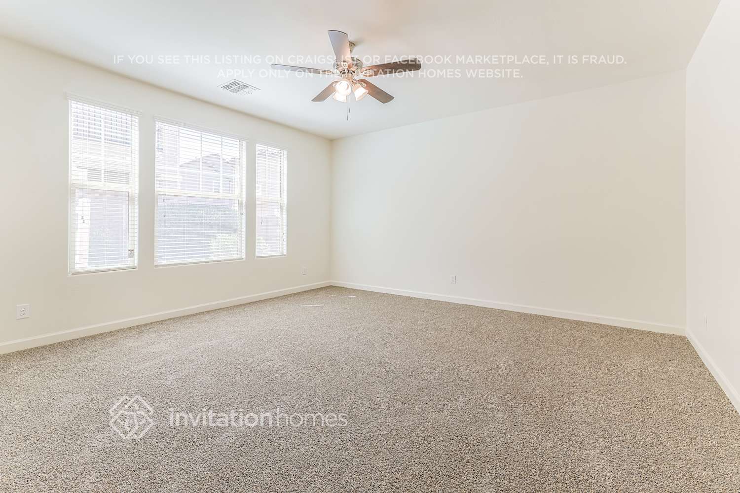 Building Photo - 1375 S Moccasin Trail