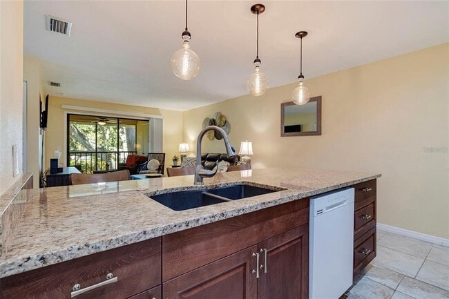 Building Photo - 3001 58th Ave S