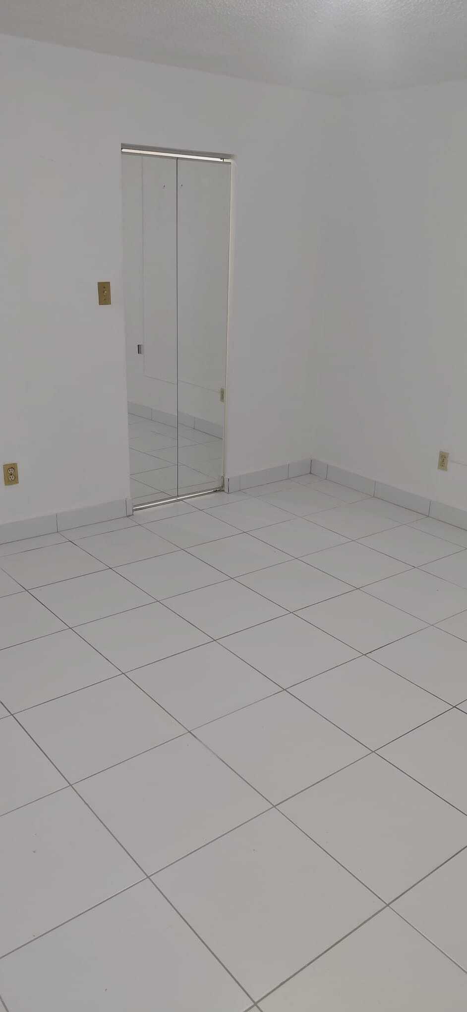 Building Photo - 140 NW 87th Ave