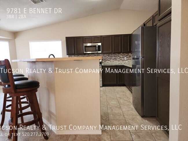 Building Photo - 9781 E Bennett Dr