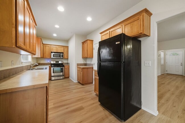 Building Photo - 17309 SW Benji Ct