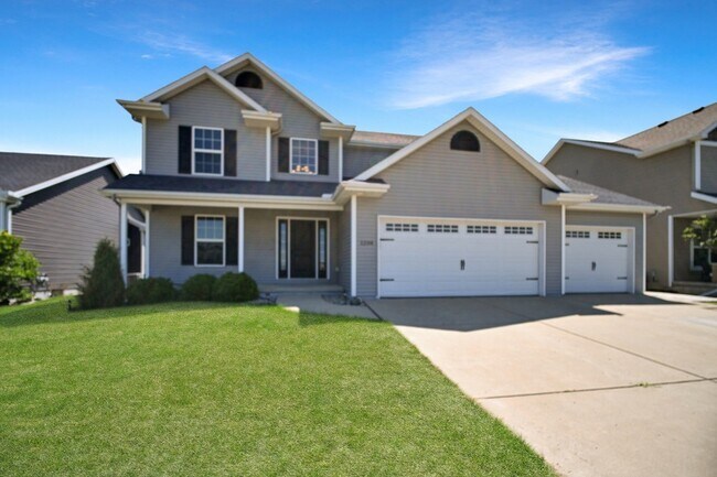 Building Photo - 1204 Ledgestone Dr