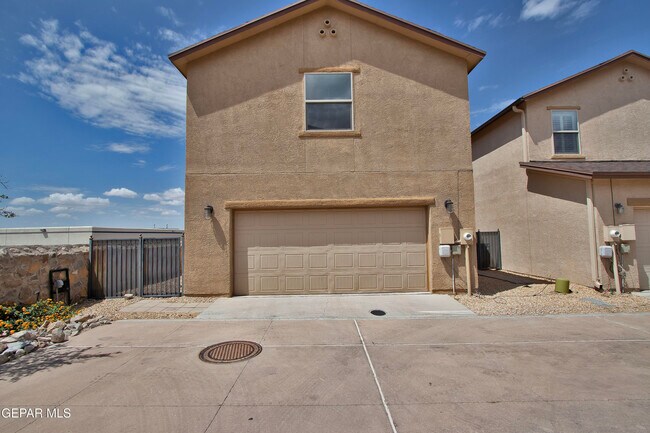 Building Photo - 6716 Red Canyon Sage Ln