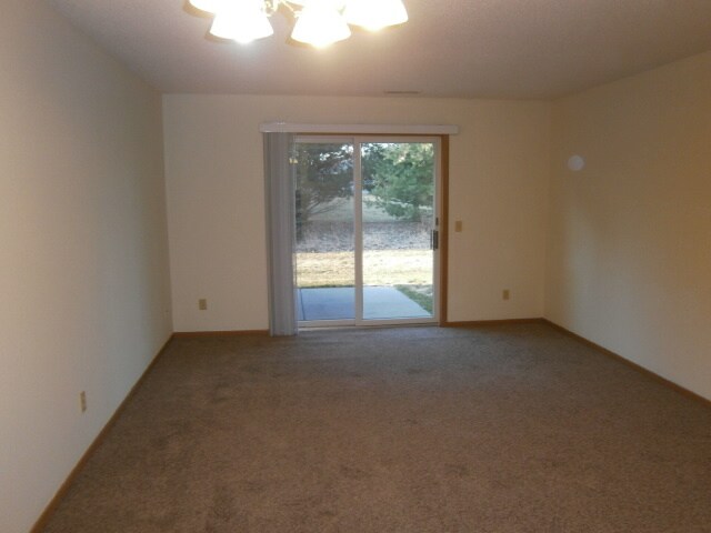 Building Photo - 1232 Spruce Ct