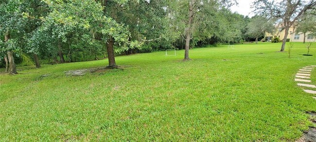 Building Photo - 18009 Maui Isle Dr