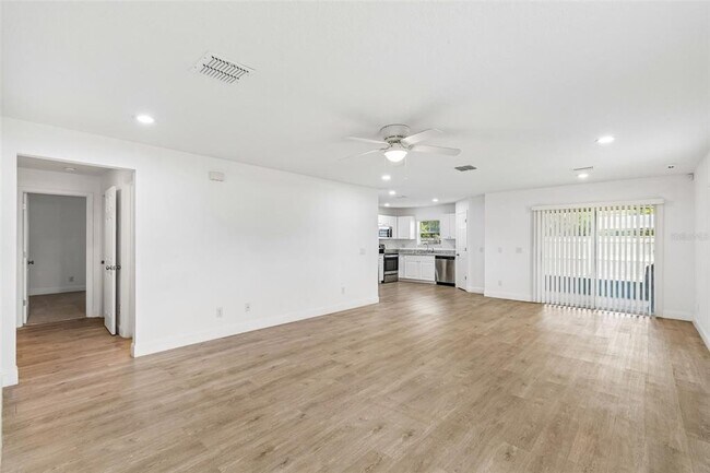 Building Photo - 5101 Lanette St