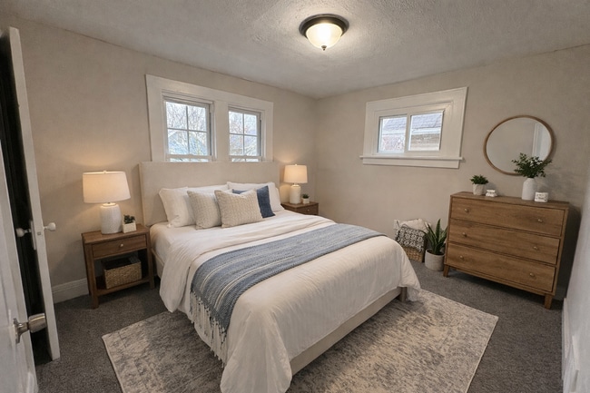 Building Photo - Spacious 5-Bedroom Rental with Bonus Room, Patio & First-Floor Full Bath