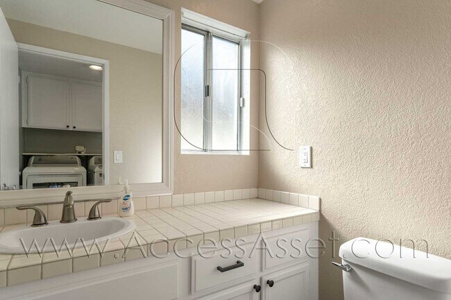 Building Photo - Beautiful 3 Bed/3 Bath Home In Temecula!