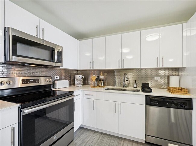 Building Photo - 1776 Polk St