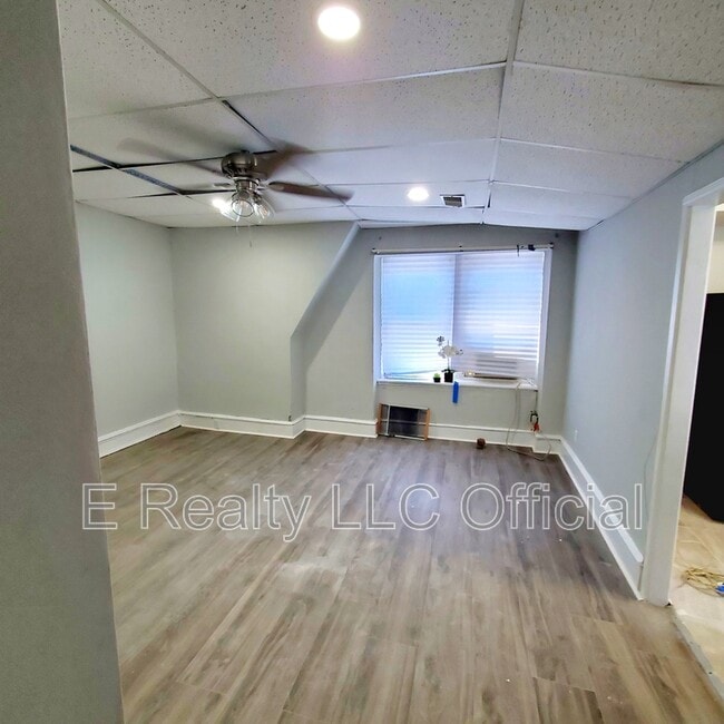 Building Photo - 819 N 64th St