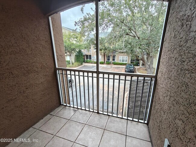 Building Photo - 10075 GATE N Pky