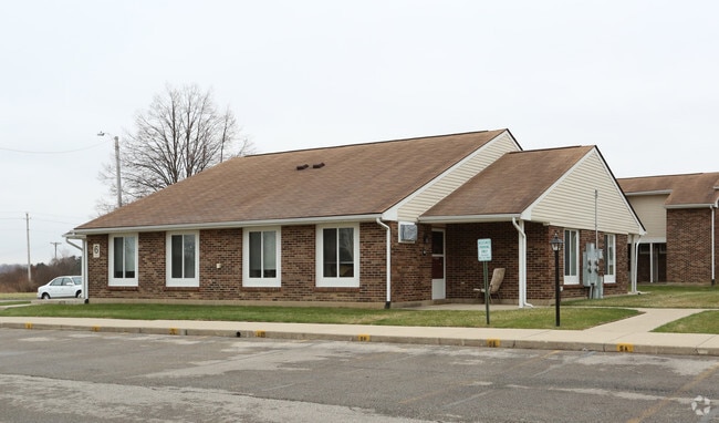 Building Photo - Brookwood Commons
