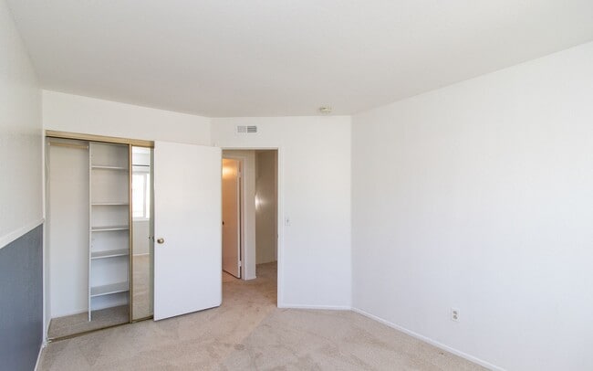 Building Photo - Updated Rancho Del Oro 3 bedroom 2 bath home