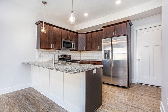 Building Photo - Bauer Crossings