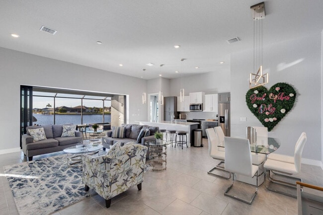 Building Photo - 1720 Burnt Store Rd N