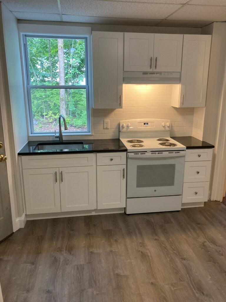 Building Photo - 115 Northampton Rd