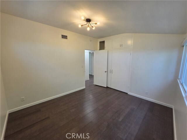 Building Photo - 310 S Thurston Ave