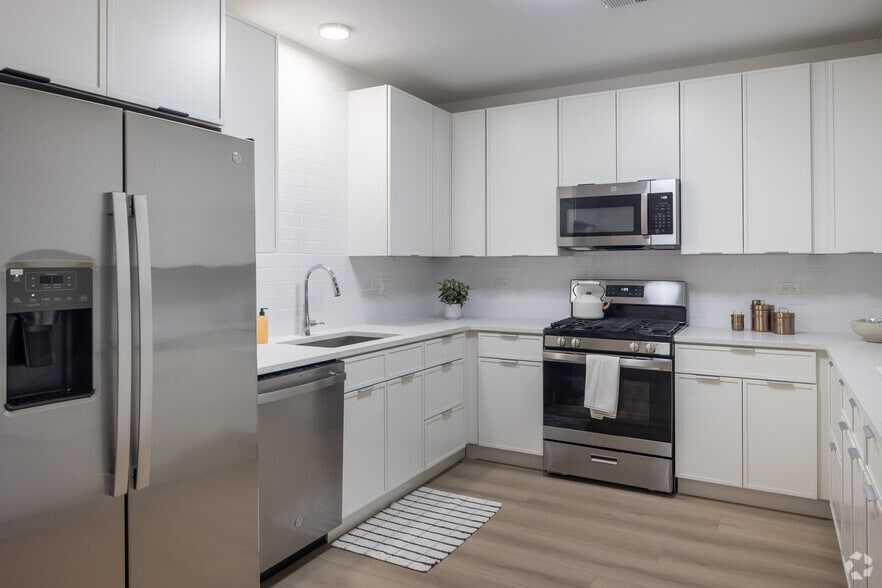 2Br, 2BA - 1,461SF - Kitchen - The Grandstone by Nea Maya