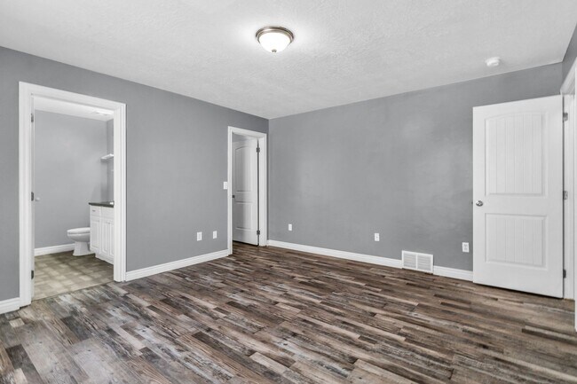 Building Photo - 138 Sam Gates Rd
