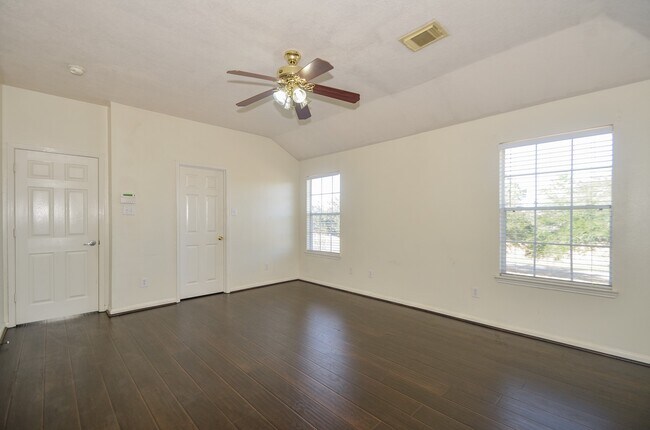 Building Photo - 15002 Turphin Way
