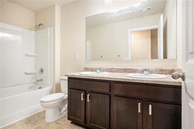Building Photo - 41 Ivey Hollow Cir