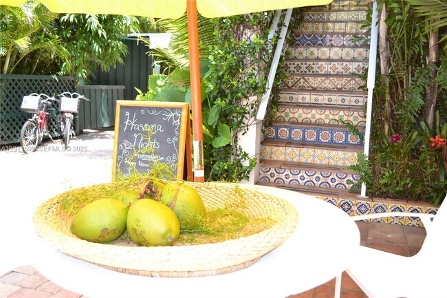 Building Photo - 1815 Mooringline Dr