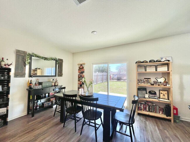 Building Photo - 12731 Cygnus-