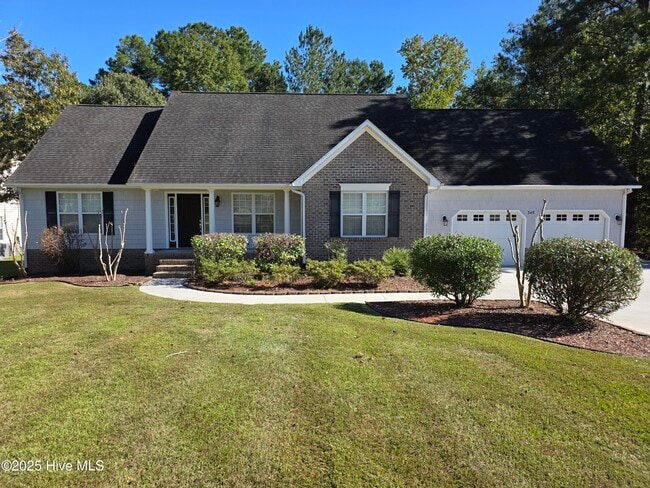 Primary Photo - 345 Farina Dr