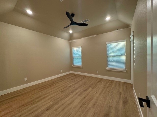 Building Photo - 12 Clifford Ln