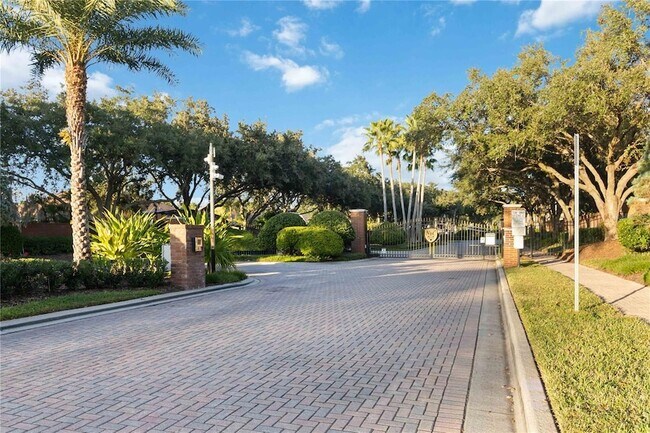 Building Photo - 9797 Portofino Dr