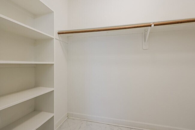 Building Photo - 7322 Fox Forest Tr