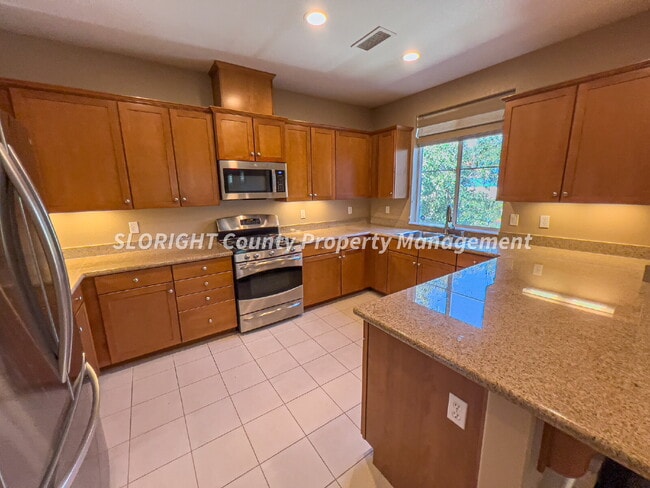 Building Photo - AVAILABLE NOW - Nice Home In Broad St Vill...