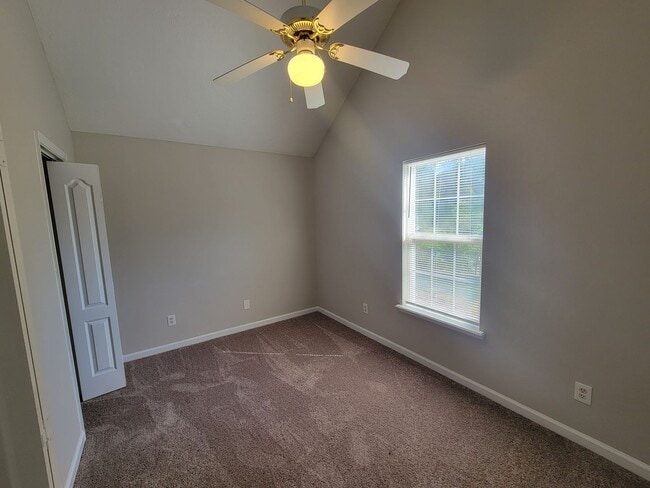 Building Photo - 4779 Cold Springs Dr