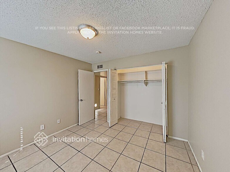 Building Photo - 4206 W Eva St