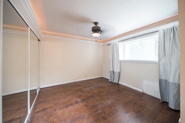 Building Photo - 8085 Caminito de Pizza