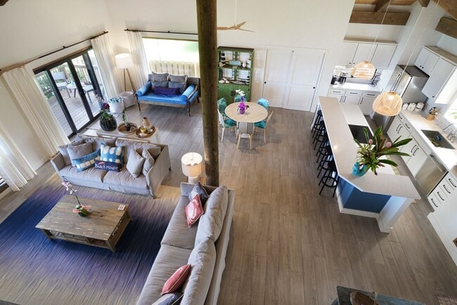 Building Photo - Hawaii Life Presents Mokuleia Beach House 3 bedrooms, 2 full bathrooms, Sleeps 8 - Beautifully bu...