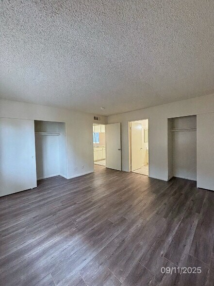 Building Photo - 9586 W Ball Rd