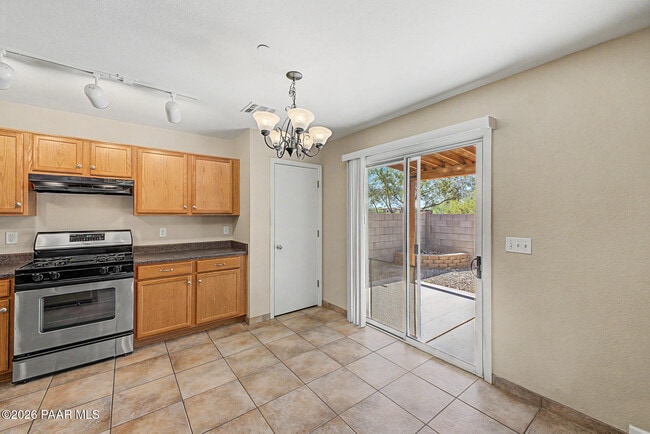 Building Photo - 8459 N Placita De La Manzana