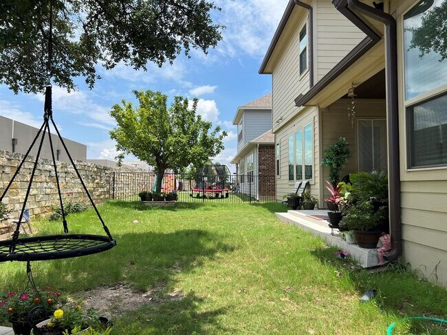 Building Photo - 153 Bright Vly Wy