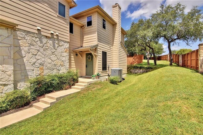Building Photo - 7500 Shadowridge Run