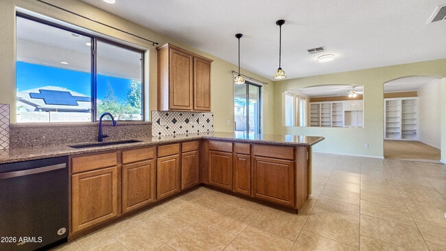 Building Photo - 14226 W Wethersfield Rd