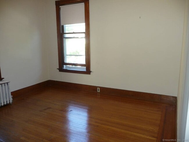 Building Photo - 163 Livingston St