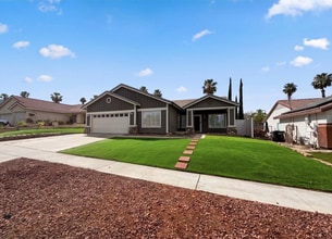 Building Photo - 3630 Vanderbilt Dr