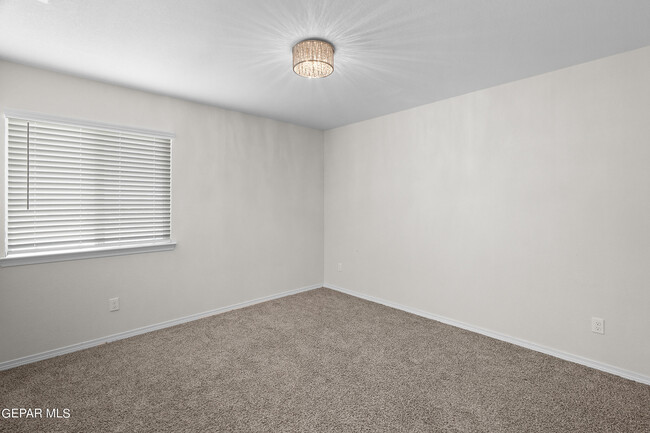 Building Photo - 1088 Nepal Sky St