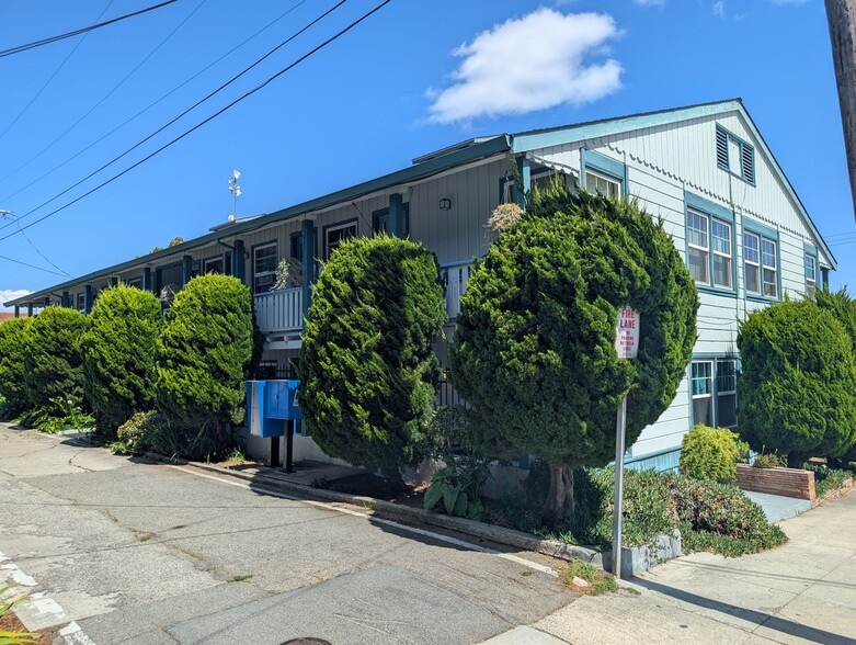 Building Photo - 306 Cliff St