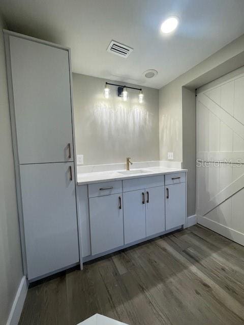 Building Photo - 928 Lantana Ave