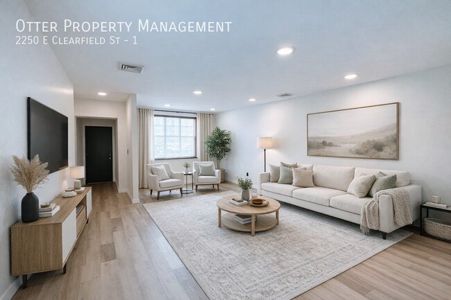 Building Photo - 2250 E Clearfield St