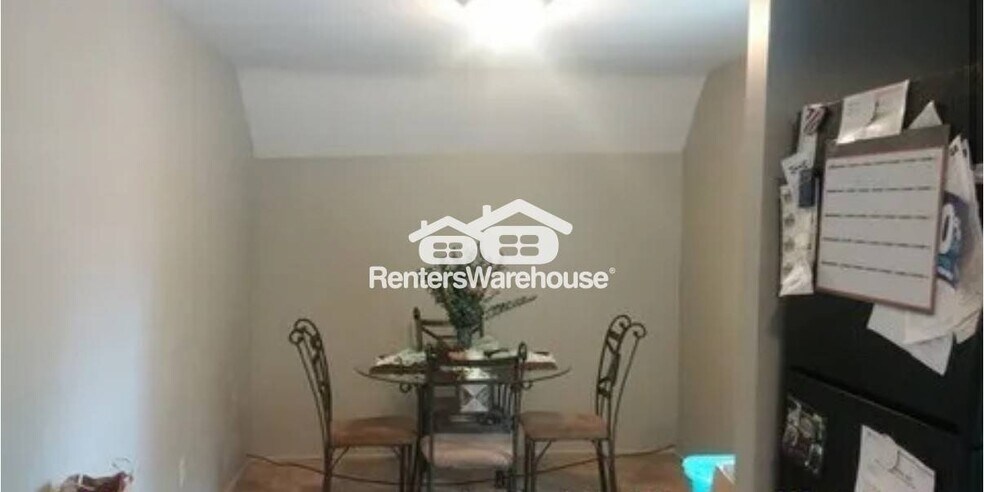 Building Photo - 752 Carroll Ave